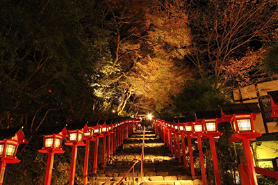 Kifune Shrine approach